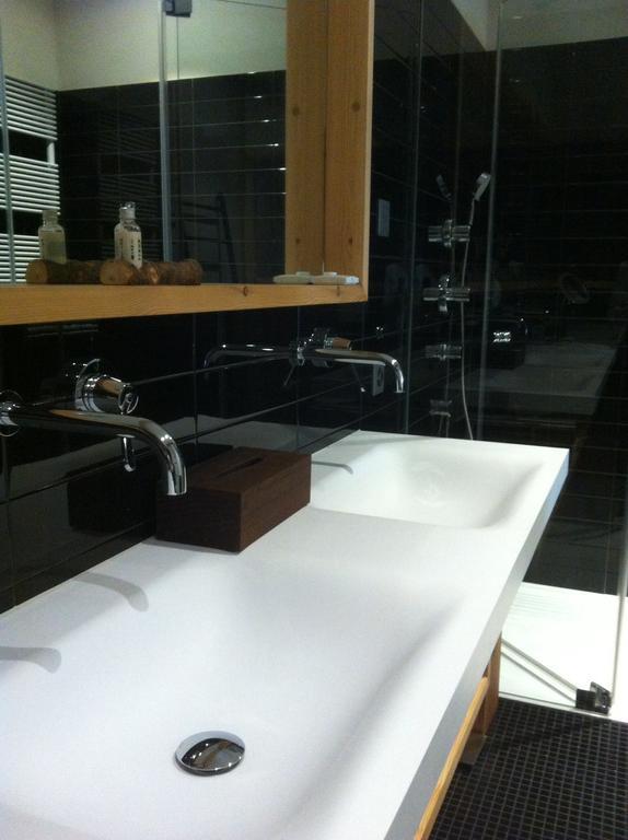 Chalet Park Apartment Mit Sauna Hamam Diemtigen Room photo